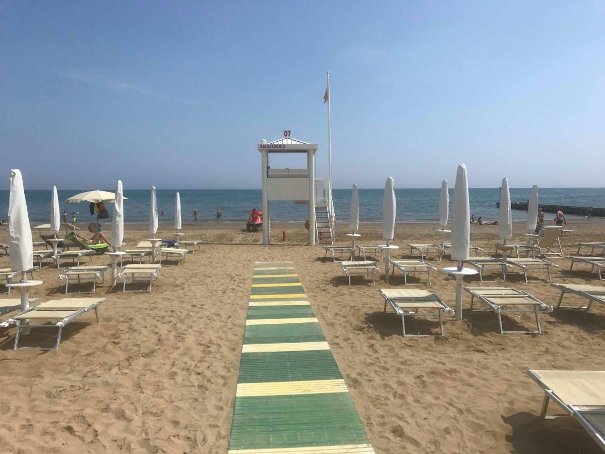 Delta A - Piazza Marina - Vista Mare Villa Lido di Jesolo Exteriör bild